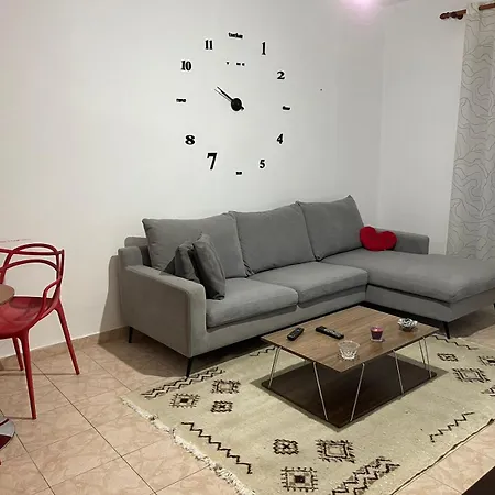 Διαμέρισμα Daors Aparment 2