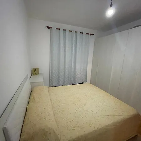 Daors Aparment 2 * Τίρανα